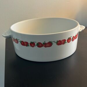 Shafford Strawberry Patch Casserole Dish RARE Vintage Fine Porcelain 1981